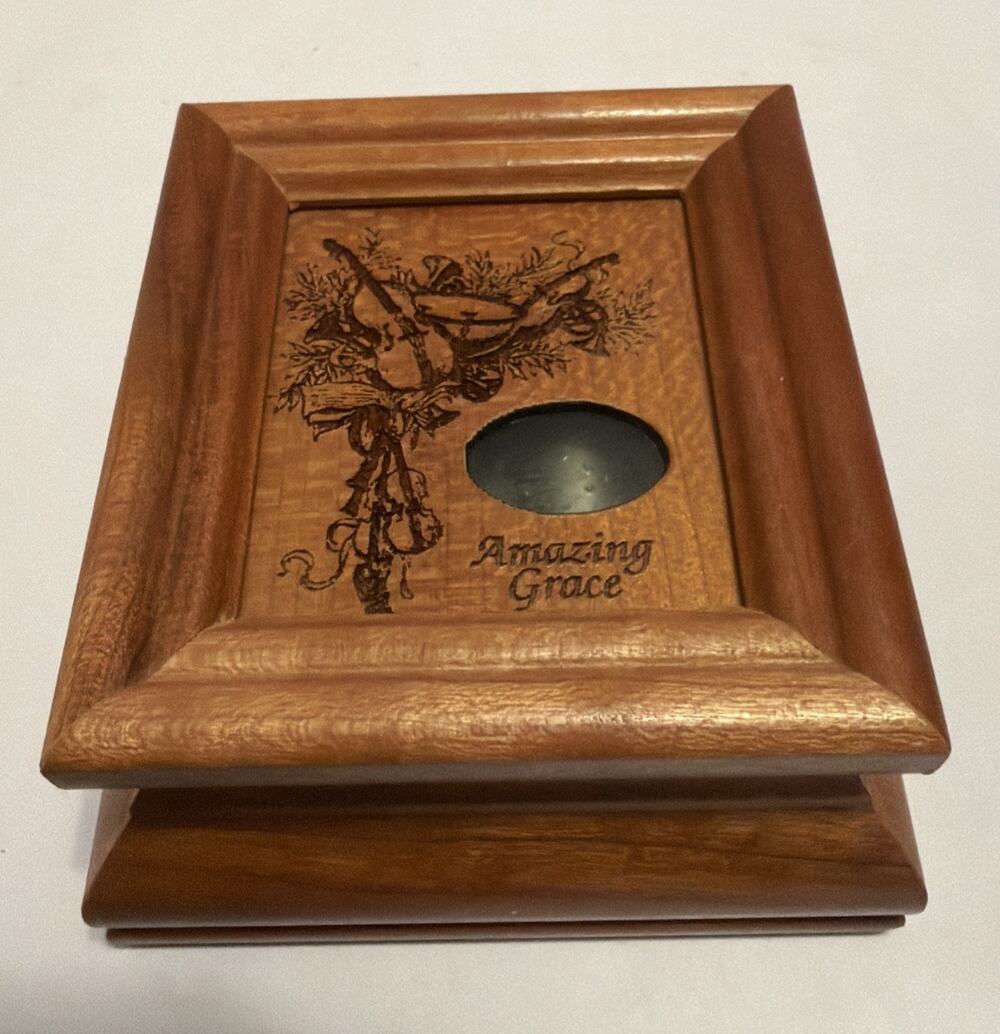 P. Graham Dunn Music box Plays "How Great Thou Art" Made In Ohio 1995 Works